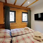 Alte Foersterei - Komfort-fewo Hochsitz Mit Pool & Sauna 아파트